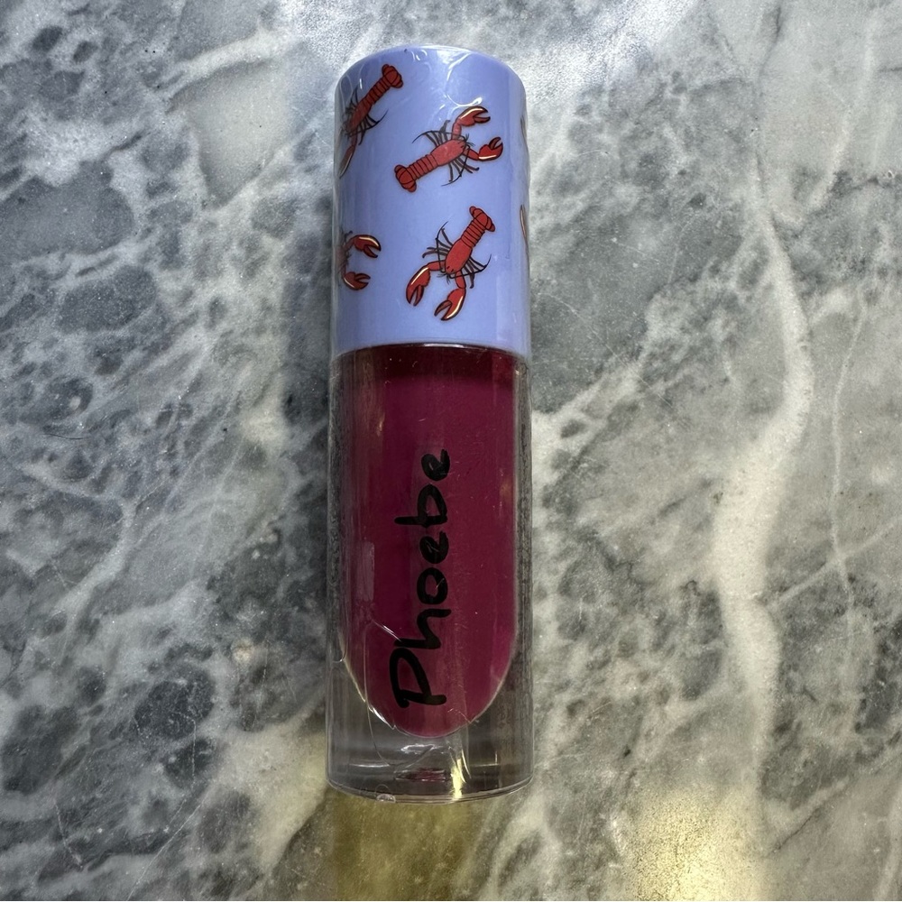 New‎ Revolution x Friends Phoebe Lip Gloss